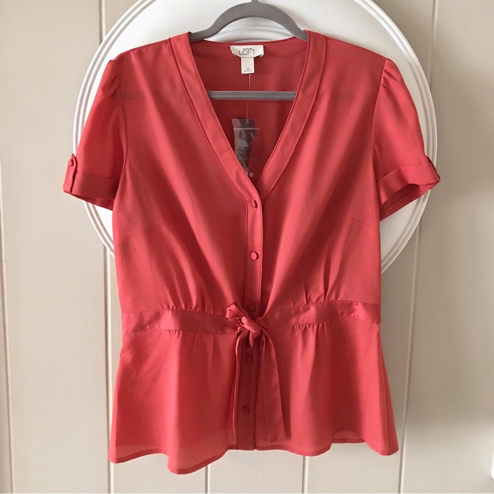 Sold LOFT Clay Orange V Neck, Tie Front Peplum Blouse Women’s 14 NWT